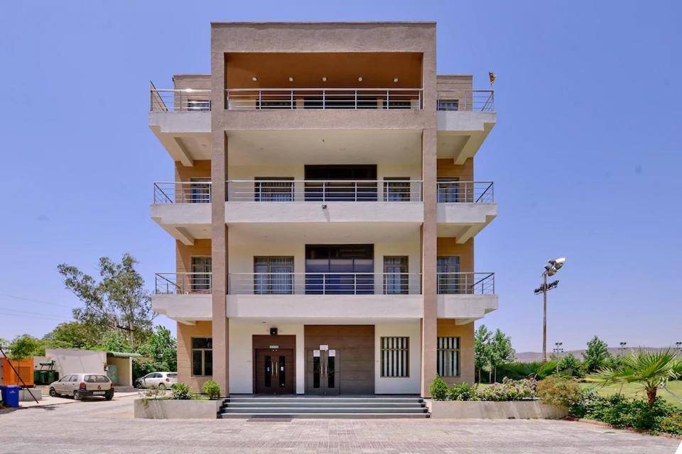 Resort Maharana Greens