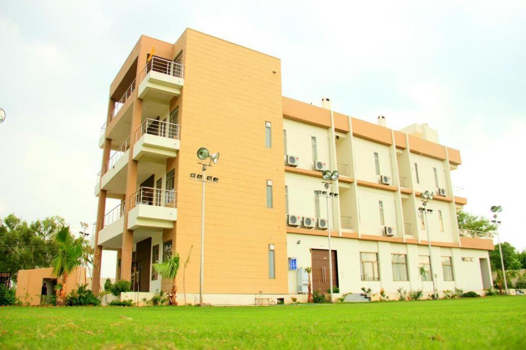 Resort Maharana Greens Jaipur