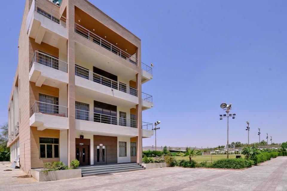 Resort Maharana Greens Jaipur