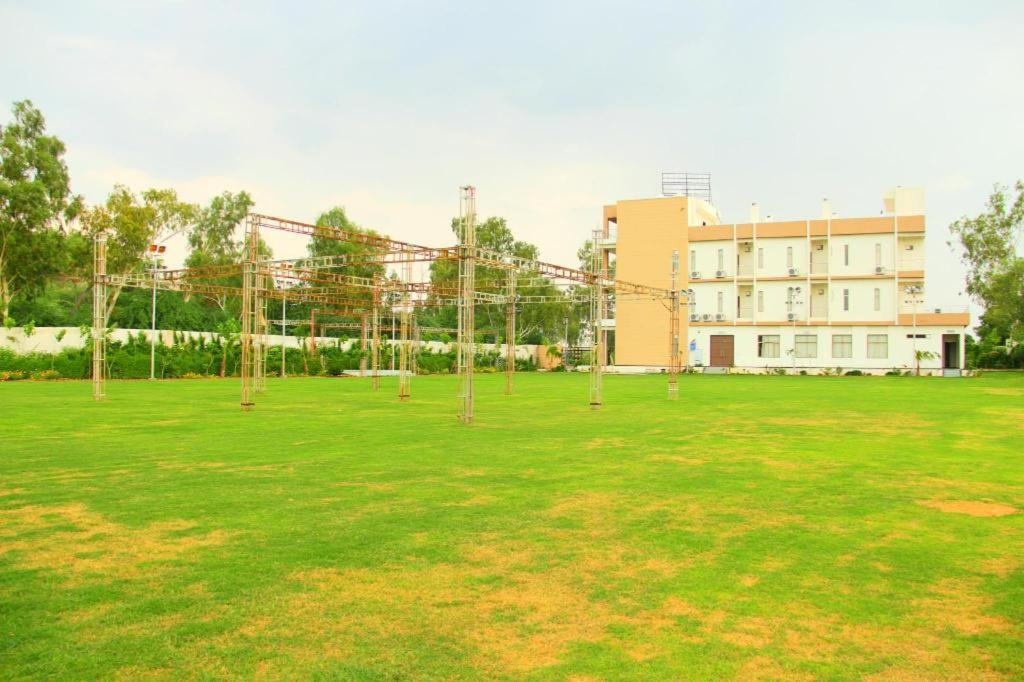 Resort Maharana Greens